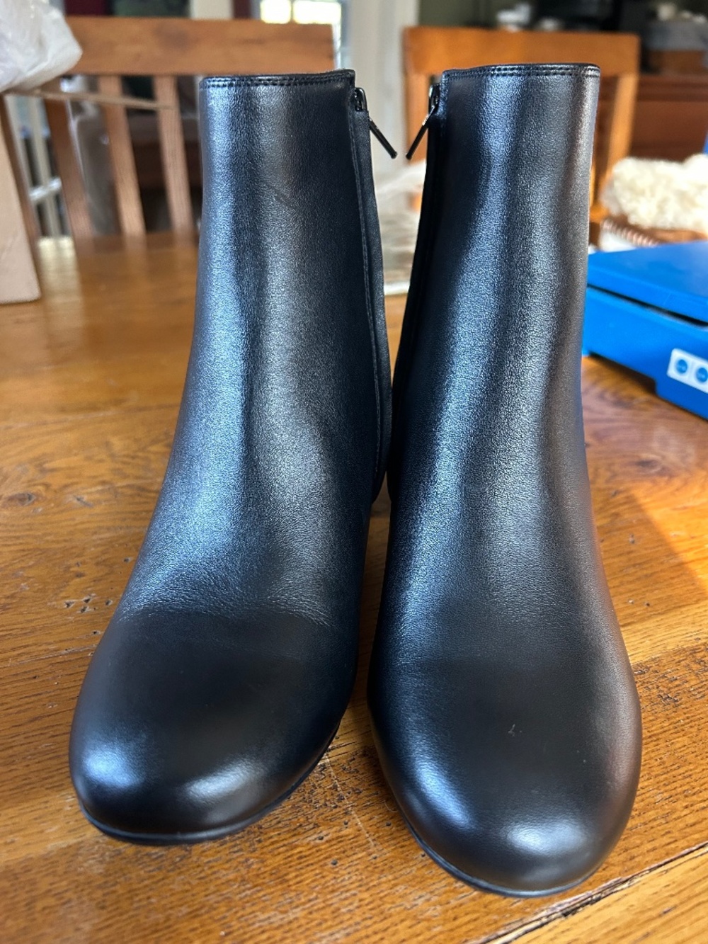 Footnotes Black Leather Heeled Ankle Boots Booties Size 9 Med NWOB